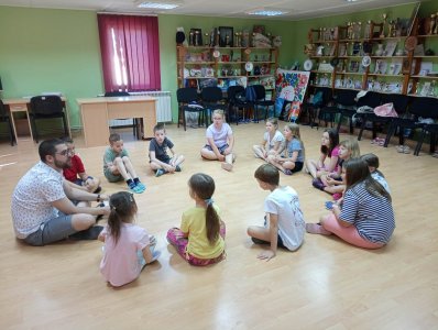 VIII. SZÓVAL, RÍMMEL, SZÍNHÁZZAL DRÁMATÁBOR-45 gyermek, sok játék és mosoly